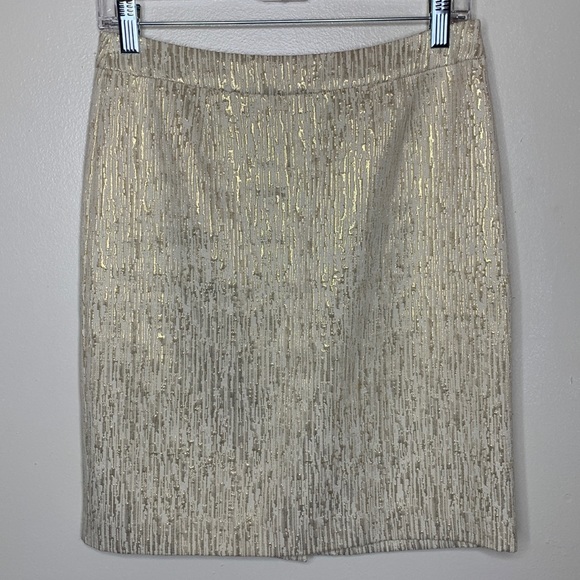 Lord & Taylor Dresses & Skirts - LORD & TAYLOR Pencil Skirt Gold & Cream Mini Size  2